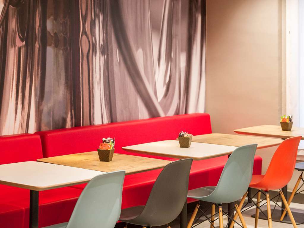 威灵伯鲁宜必思酒店 威灵堡 餐厅 照片